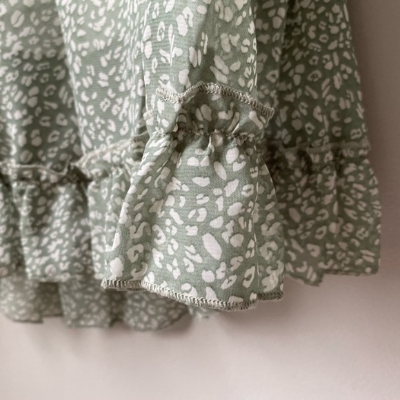 Billow Sleeve Boho Ruffle Dress - Picture 6 of 10